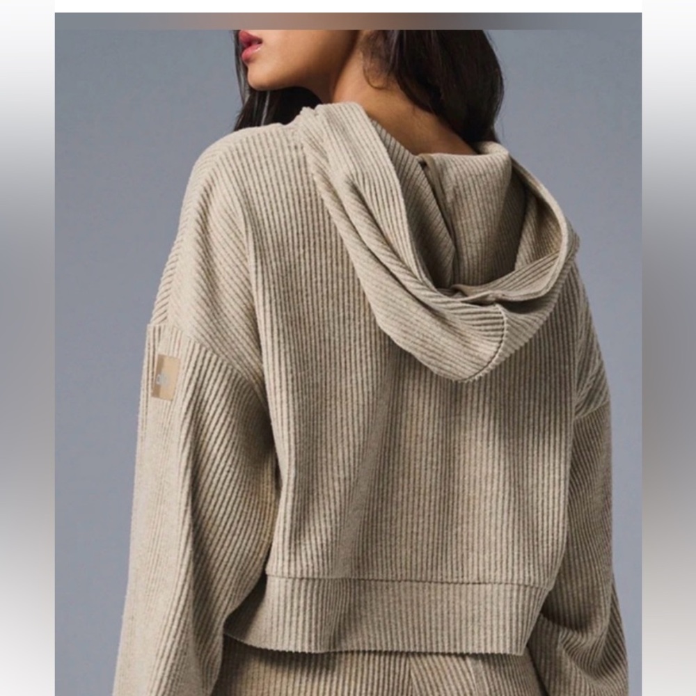 ALO yoga 2 piece set Muse hoodie and joggers in Gravel Heather tan size XS - Picture 4 of 11